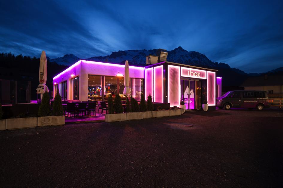 Ibex Hostel เนาดาส ภายนอก รูปภาพ