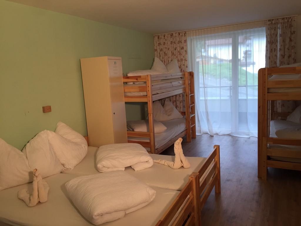 Ibex Hostel เนาดาส ภายนอก รูปภาพ